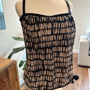 Island Escape Women's Coral Gables Tie-Hem Tankini Swim Top